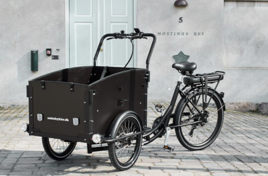 AMCargoBikes Ultimate Curve Cargo Electric Tricycle 250w E-Bike